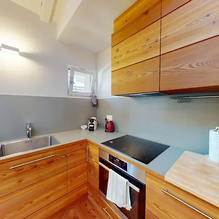 דירה Duos Sours 2 *